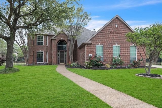 4 Foxborough Court, Heath, TX 75032
