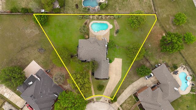 4 Foxborough Court, Heath, TX 75032