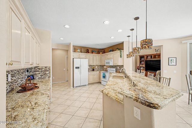 19869 N SHADOW MOUNTAIN Drive, Surprise, AZ 85374