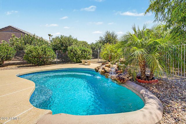 19869 N SHADOW MOUNTAIN Drive, Surprise, AZ 85374
