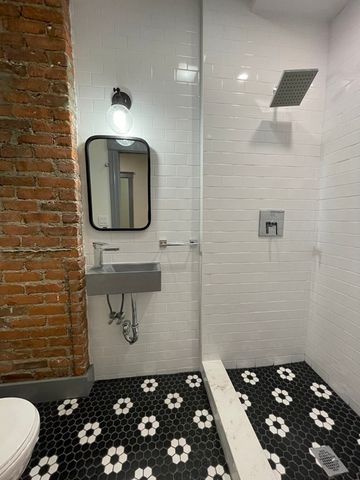 41 Long Ave 1, Boston, MA 02134