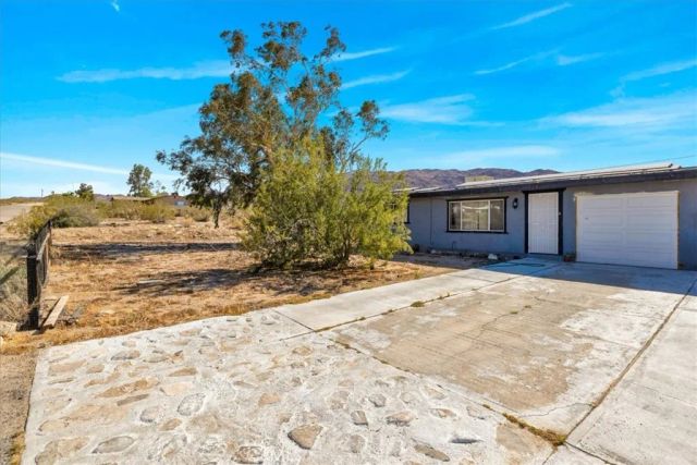 7714 Maude Adams Avenue, 29 Palms, CA 92277