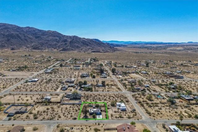 7714 Maude Adams Avenue, 29 Palms, CA 92277
