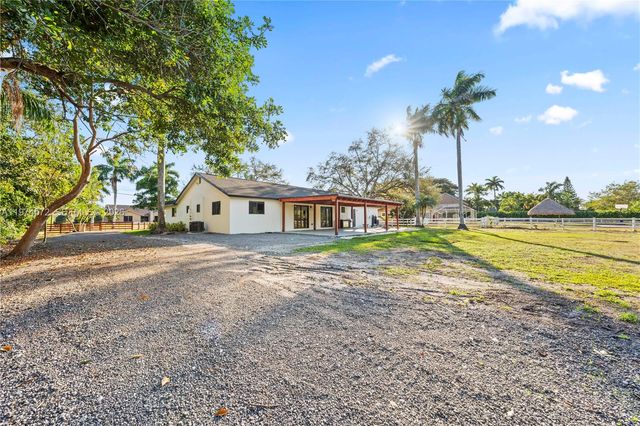 15131 SW 31st Ct, Davie, FL 33331