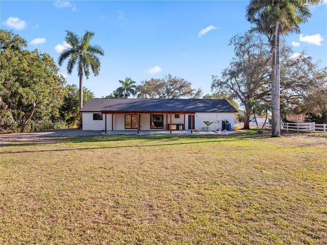 15131 SW 31st Ct, Davie, FL 33331