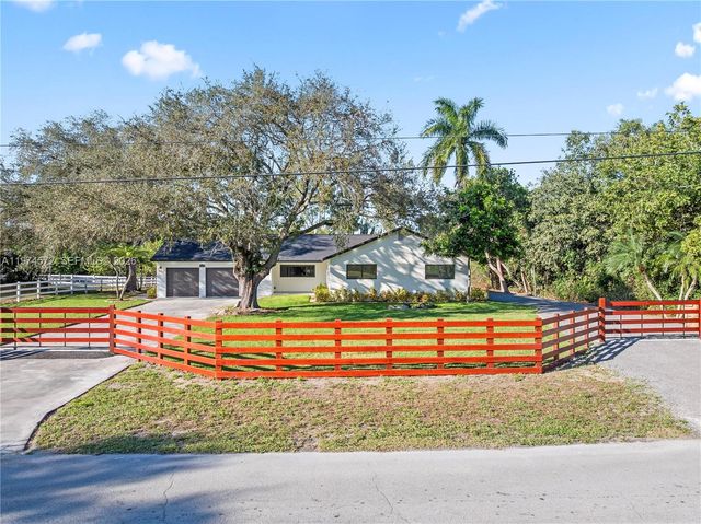 15131 SW 31st Ct, Davie, FL 33331