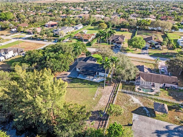 15131 SW 31st Ct, Davie, FL 33331