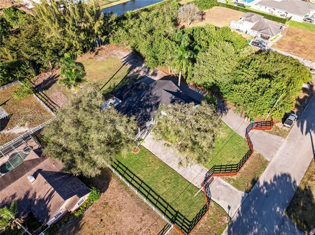 15131 SW 31st Ct, Davie, FL 33331