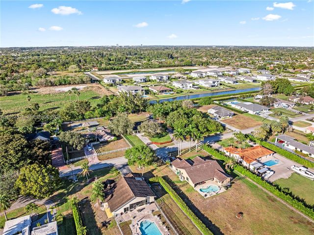 15131 SW 31st Ct, Davie, FL 33331