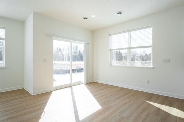 21745 Rose Drive, Farmington, MN 55024