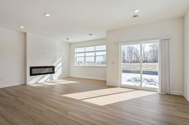 21745 Rose Drive, Farmington, MN 55024