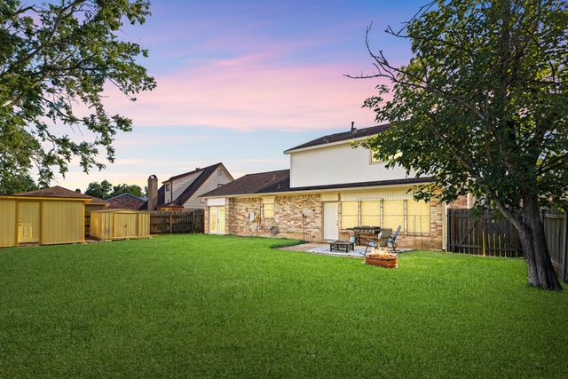 3911 Rushcroft Drive, Houston, TX 77082