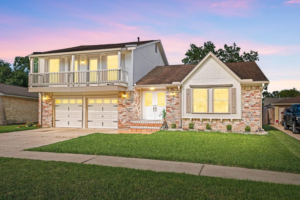 3911 Rushcroft Drive, Houston, TX 77082