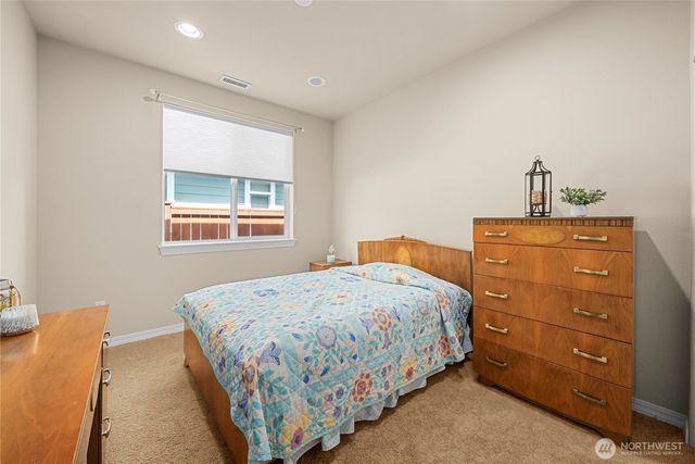 4865 Bend Drive NE, Lacey, WA 98516