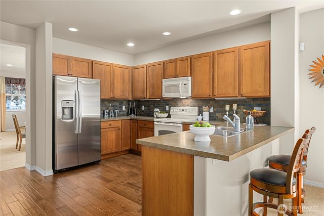 4865 Bend Drive NE, Lacey, WA 98516