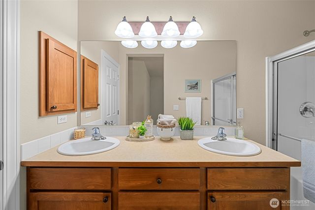 4865 Bend Drive NE, Lacey, WA 98516