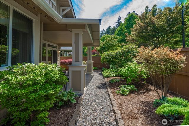 4865 Bend Drive NE, Lacey, WA 98516