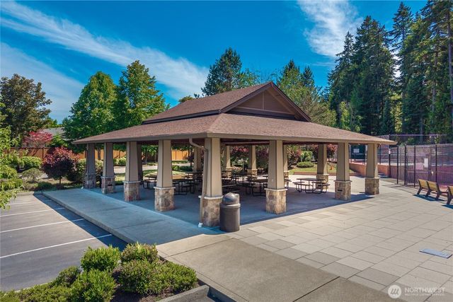 4865 Bend Drive NE, Lacey, WA 98516
