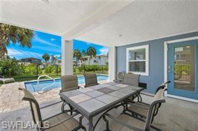 131 Gulf Island DR, Fort Myers Beach, FL 33931