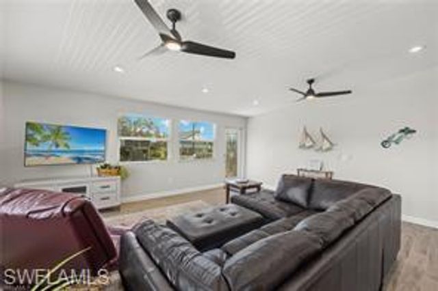 131 Gulf Island DR, Fort Myers Beach, FL 33931