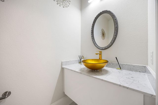 15726 Ballater Ridge Lane, Humble, TX 77346