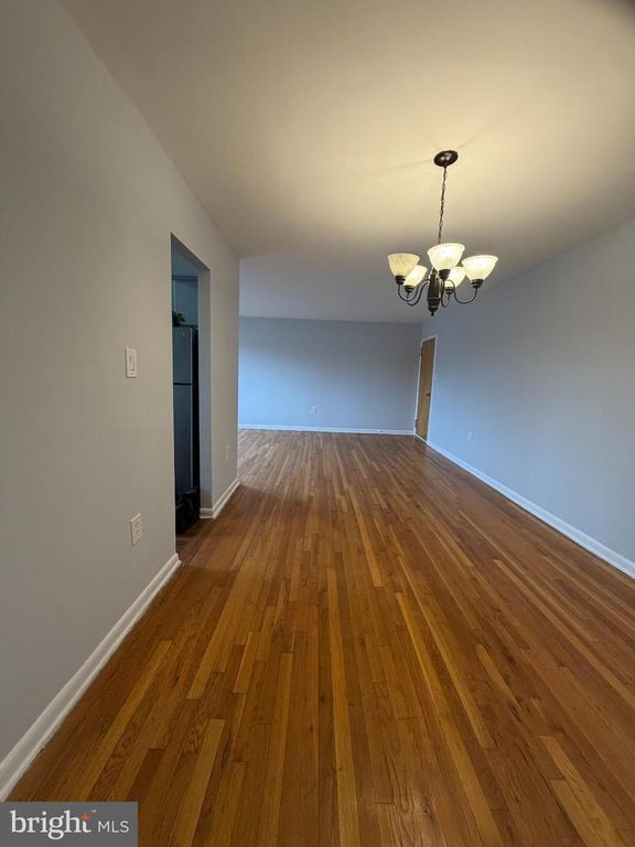 Image 6 of property listing at 11514 BUCKNELL DR #102, Silver Spring, MD 20902