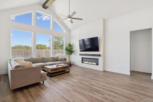 405 Corwin Springs, Cibolo, TX 78108