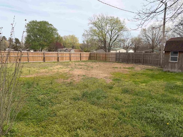 322 ROBIN DR, Ripley, TN 38063