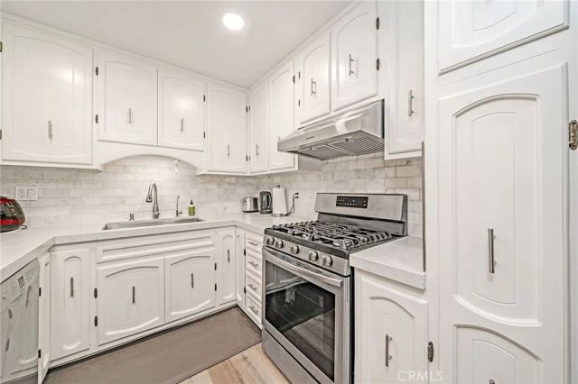 11902 206th, Lakewood, CA 90715