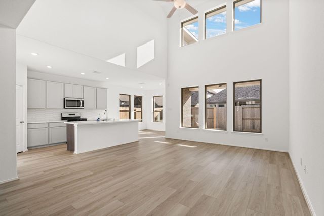 9153 Grand Jubilee Drive, Montgomery, TX 77316