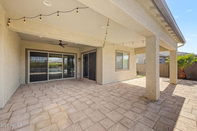 17864 W AMBERWOOD Drive, Goodyear, AZ 85338