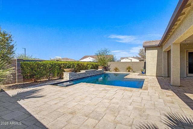 17864 W AMBERWOOD Drive, Goodyear, AZ 85338