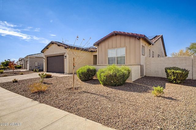 17864 W AMBERWOOD Drive, Goodyear, AZ 85338