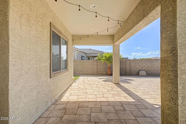 17864 W AMBERWOOD Drive, Goodyear, AZ 85338