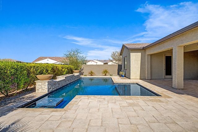 17864 W AMBERWOOD Drive, Goodyear, AZ 85338