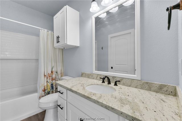 2108 Jax Drive, College Station, TX 77845