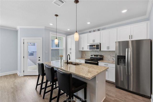 2108 Jax Drive, College Station, TX 77845