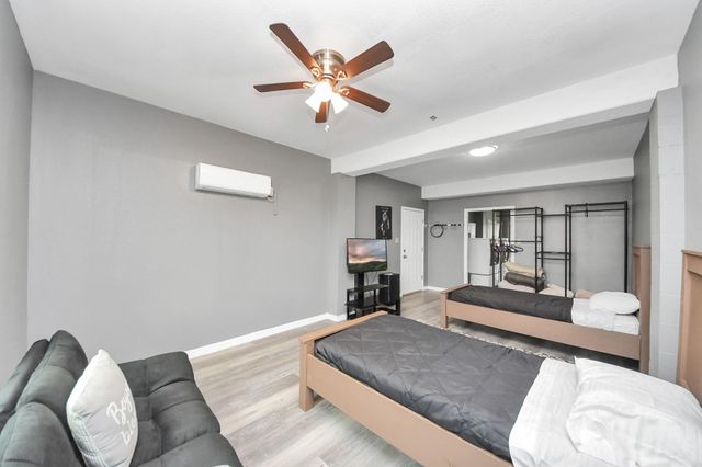 6510 Wig Street, San Leon, TX 77539