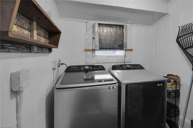 2103 N Thomas Avenue, Newton, NC 28658