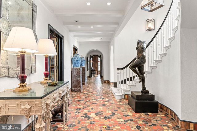 26 OLD GULPH RD, Gladwyne, PA 19035