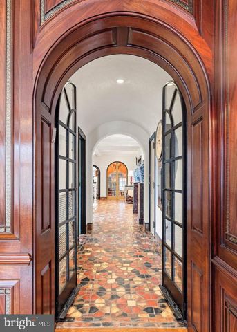 26 OLD GULPH RD, Gladwyne, PA 19035