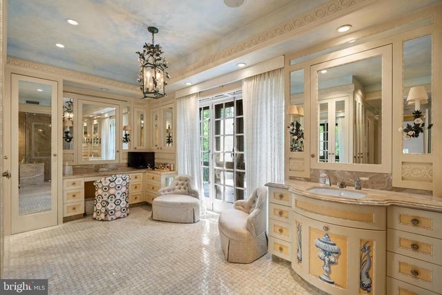 26 OLD GULPH RD, Gladwyne, PA 19035