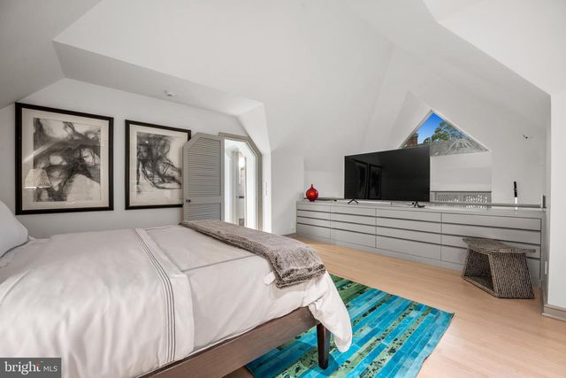 26 OLD GULPH RD, Gladwyne, PA 19035