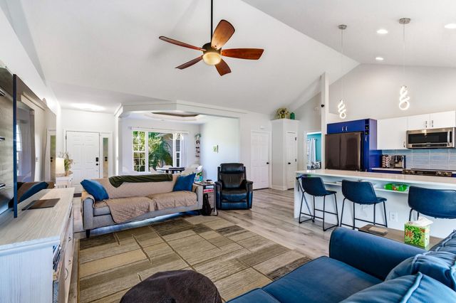 218 Oak Landing Dr., Conway, SC 29527