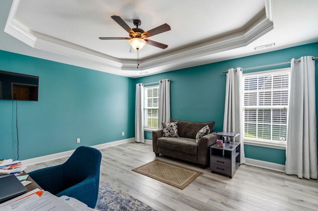 218 Oak Landing Dr., Conway, SC 29527
