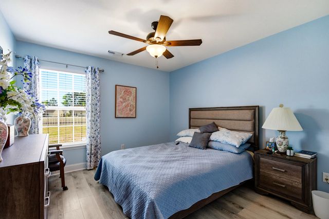218 Oak Landing Dr., Conway, SC 29527