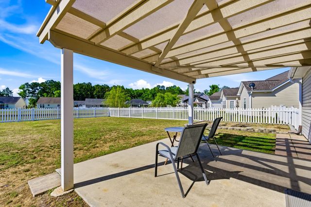 218 Oak Landing Dr., Conway, SC 29527