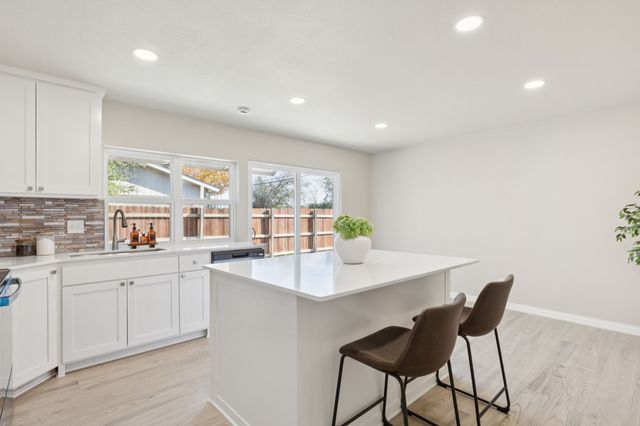 2902 Lancer Lane, Garland, TX 75044