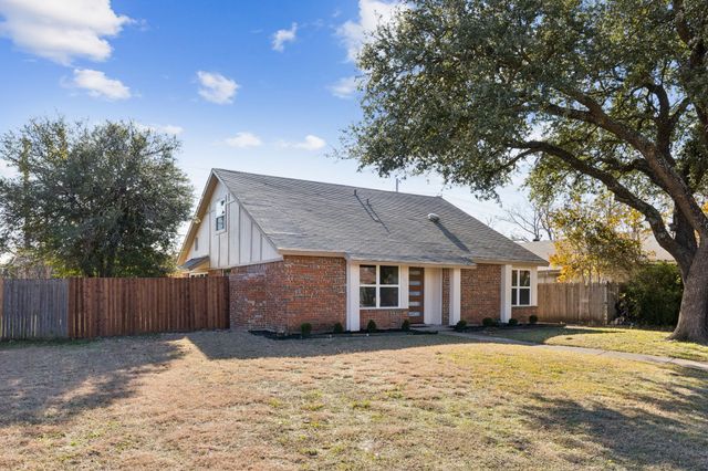 2902 Lancer Lane, Garland, TX 75044