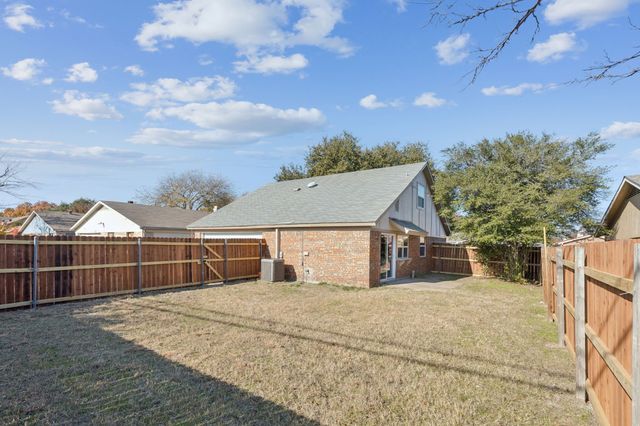 2902 Lancer Lane, Garland, TX 75044